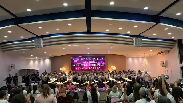 Igreja lotada no 14º Seminário, 14º Seminário Mulheres que Edificam