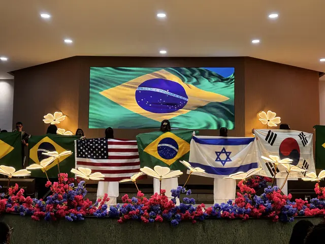 Bandeiras das nações no altar, 14º Seminário Mulheres que Edificam