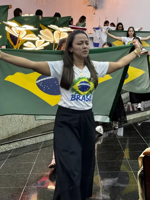 Oração pelo Brasil, 14º Seminário Mulheres que Edificam
