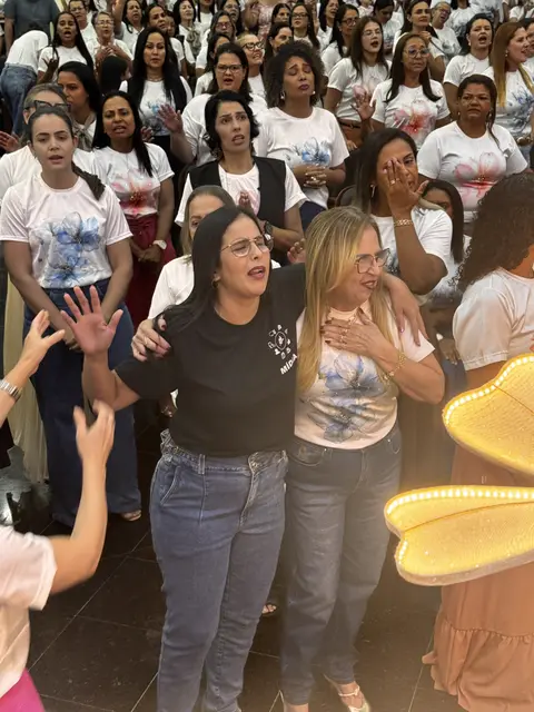 Igreja em adoração, 14º Seminário Mulheres que Edificam